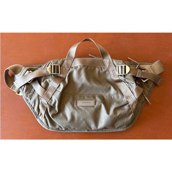 Athleta Power of She Excursion Bag Beige Recycled Nylon Travel - Picture 7 of 7